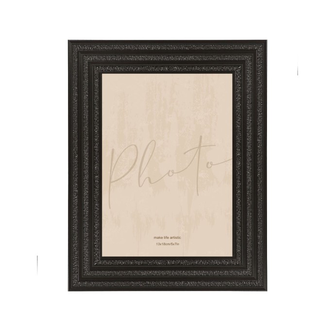LINEA 4 ΚΟΡΝΙΖΑ 18.2x1.4x23.3 POLYRESIN ΜΑΥΡΟ ΓΥΑΛΙ